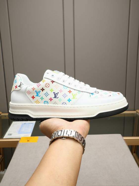 Picture of Louis Vuitton Shoes _SKULVsz38-44hnq100415753
